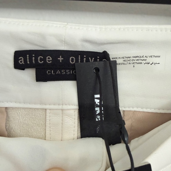 Alice and Olivia Dylan High Waist Faux Vegan Leather Fleeced Wide Leg Pants 8 - Picture 5 of 16